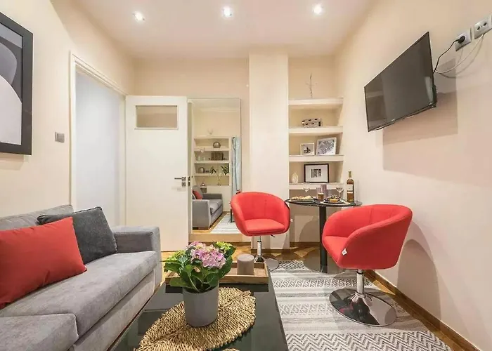 Elegant Escape Kolonaki
